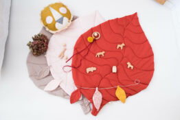 coussin lion moutarde- rose boho