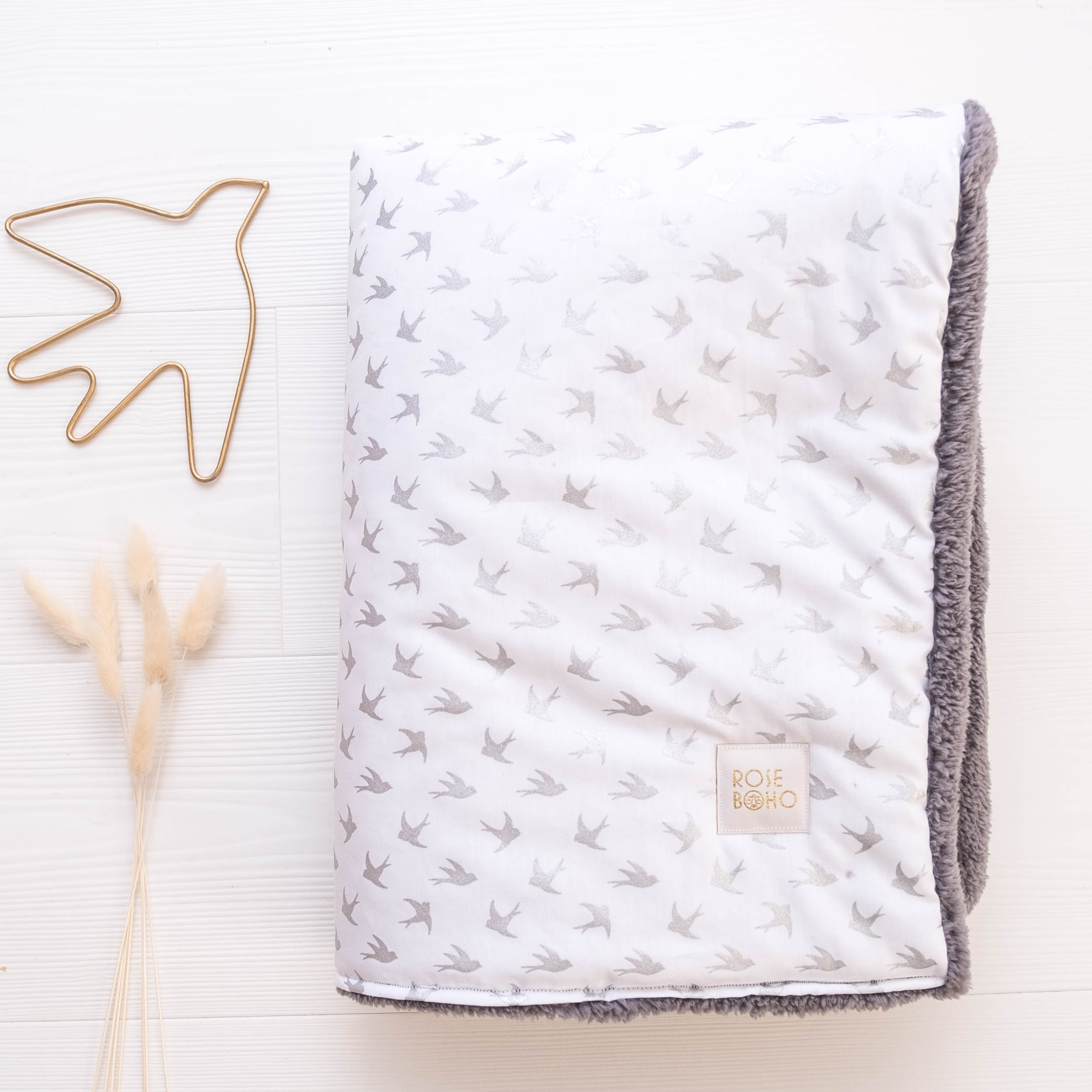 Couverture hirondelles argentés fait main