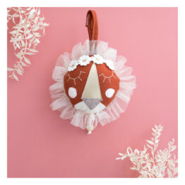 lionne mariée musicale- rose boho lionne mariée musicale- rose boho